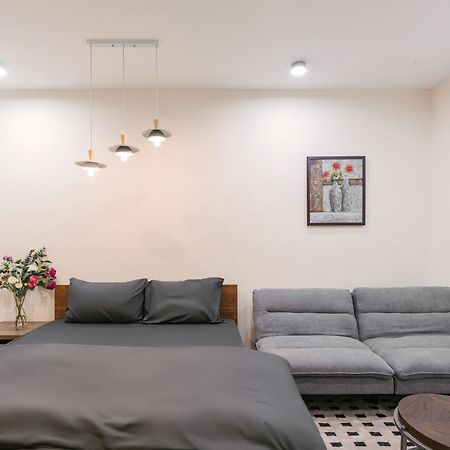 Delapong Homestay - 50M To Hoan Kiem Lake Hanoi Eksteriør billede
