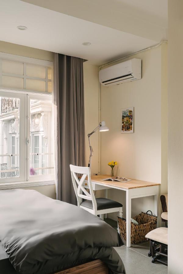 Delapong Homestay - 50M To Hoan Kiem Lake Hanoi Eksteriør billede